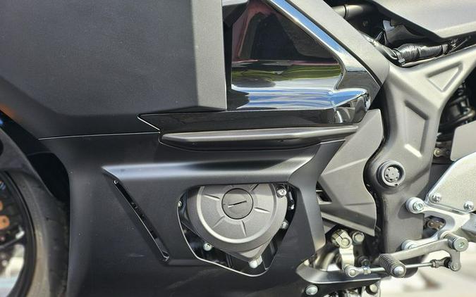 Used 2025 Yamaha YZF-R3