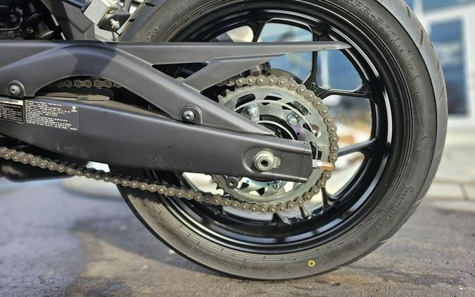 Used 2025 Yamaha YZF-R3