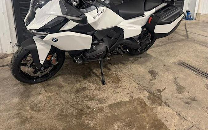 2026 BMW R 1300 RT