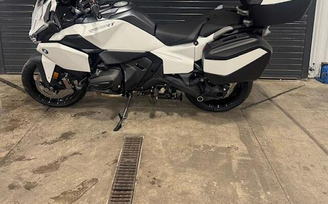 2026 BMW R 1300 RT