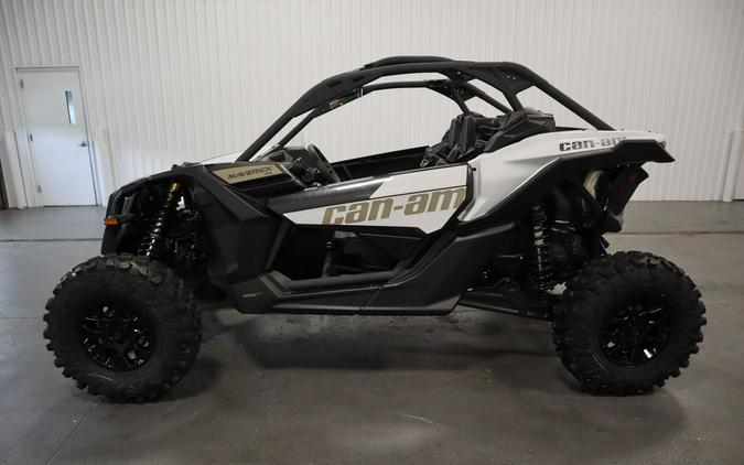 2024 Can-Am® Maverick X3 RS Turbo RR Catalyst Gray