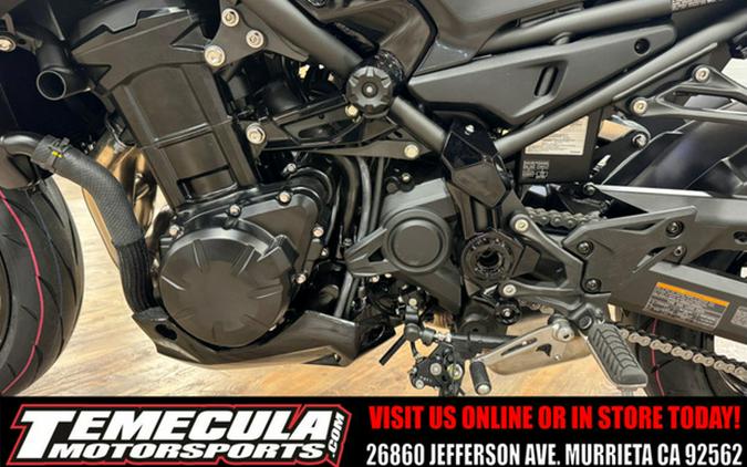 2025 Kawasaki Z900 ABS Metallic Spark Black/Metallic Carbon Gray