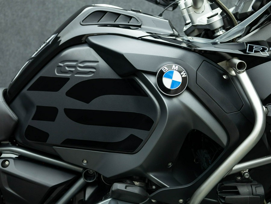 2017 BMW R1200GS ADVENTURE 1200 W/ABS