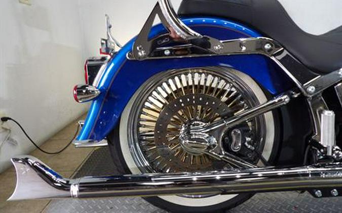 2017 Harley-Davidson Softail® Deluxe