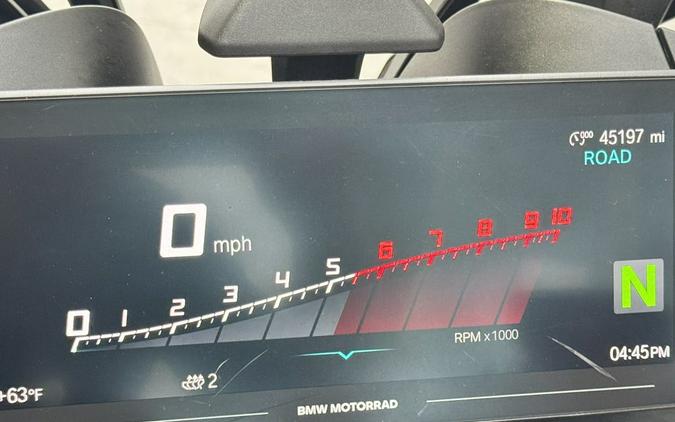 2022 BMW R 1250 RT Alpine White