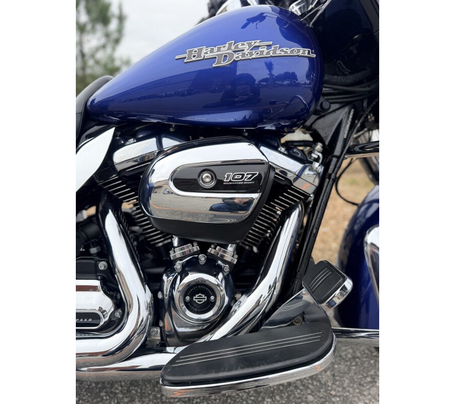 2017 Harley-Davidson® FLHXS Street Glide® Special