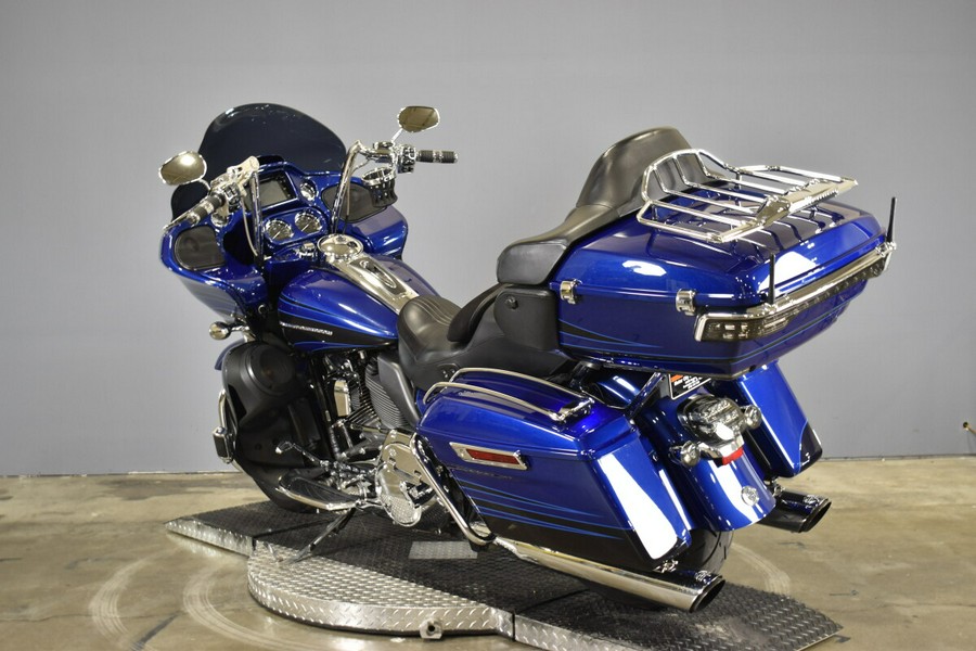 2015 Harley-Davidson CVO Road Glide Ultra FLTRKSE