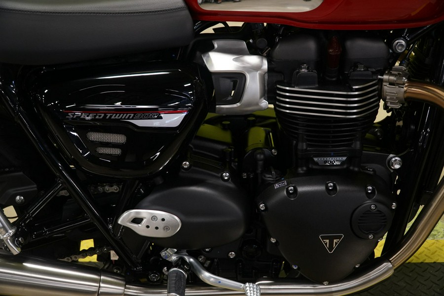 2023 Triumph Speed Twin 900 Chrome Edition