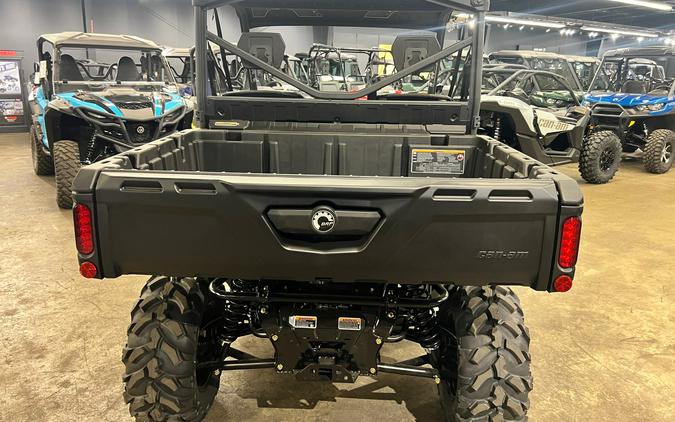 2023 Can-Am Defender XT HD10