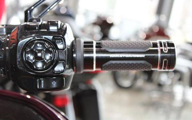 2025 Harley-Davidson CVO™ Road Glide®