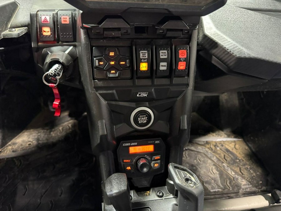 2023 Can-AM Maverick X3 X RS TURBO RR * ONLY 140 Miles *