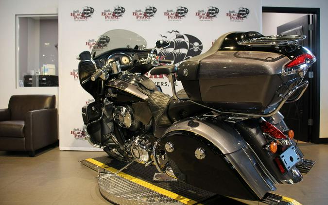 2016 Indian Motorcycle® ROADMASTER, CGR/BLACK, 49S