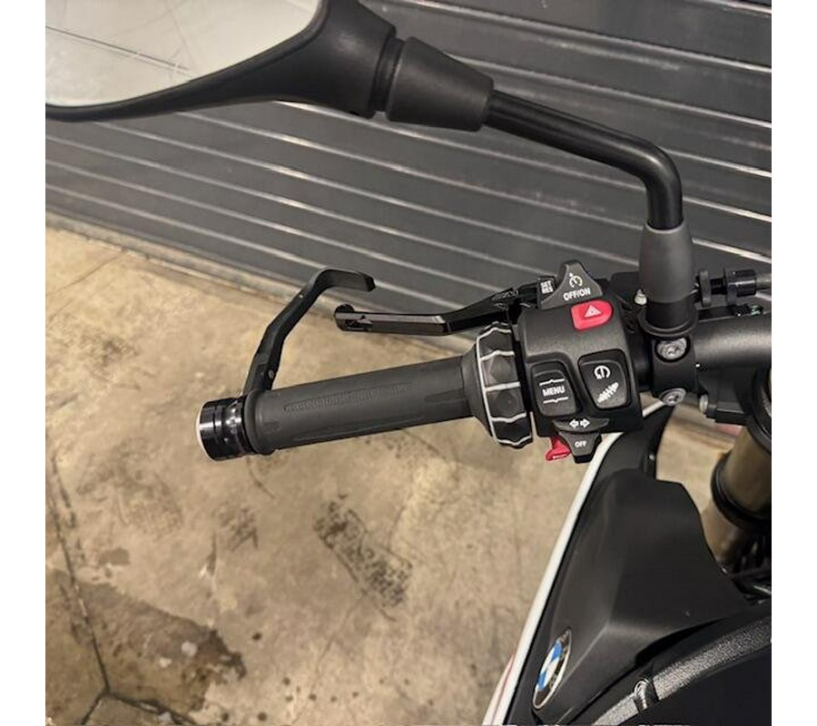 2023 BMW S 1000 R
