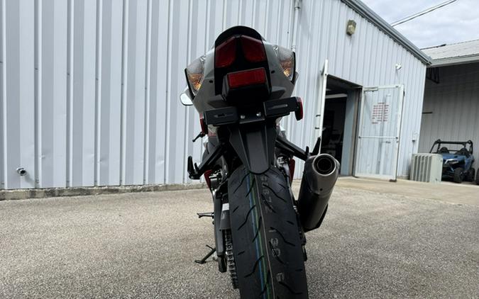2027 Suzuki GSX-R 600