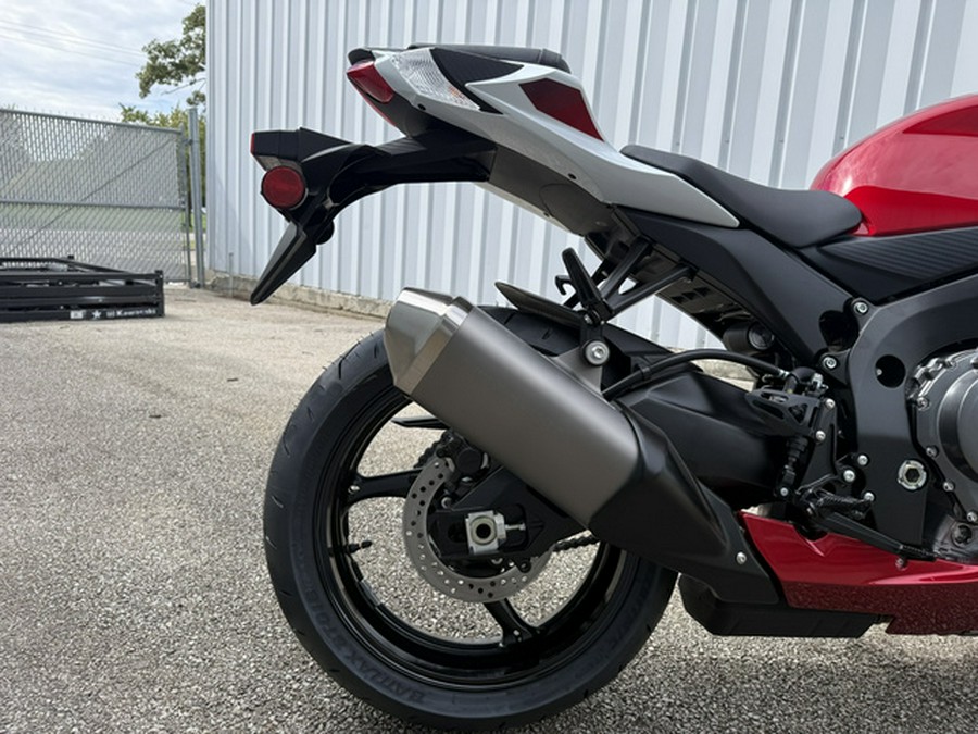 2027 Suzuki GSX-R 600