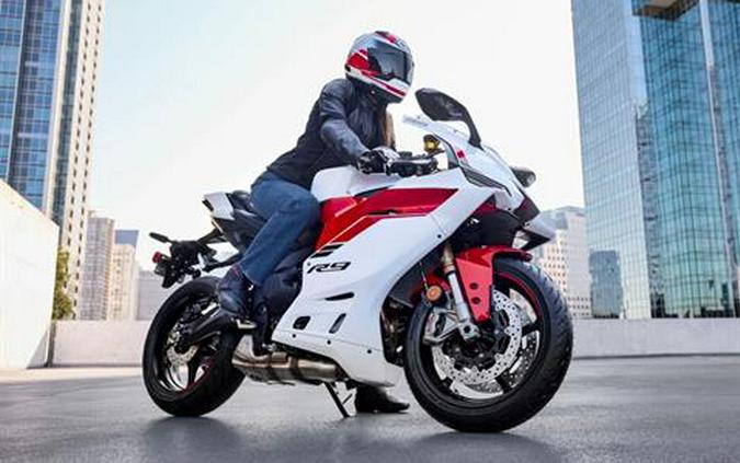 2025 Yamaha YZF-R9