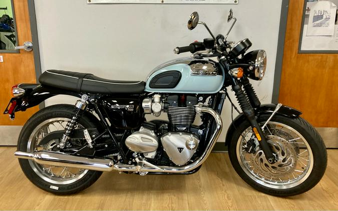 2023 Triumph Bonneville T120 Review [The Spirit of ’59 Continues]