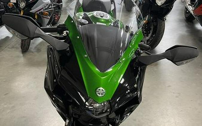 2022 Kawasaki Ninja H2® SX SE