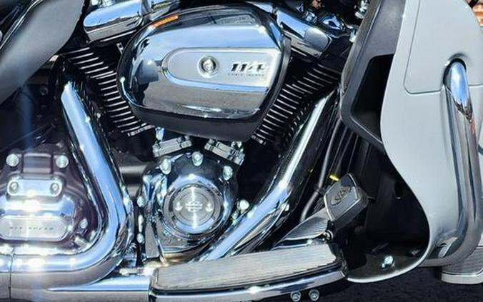 2024 Harley-Davidson® FLHTCUTG - Tri Glide® Ultra