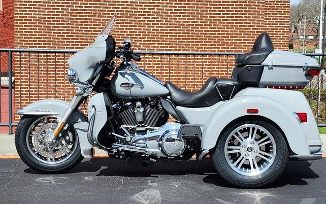 2024 Harley-Davidson® FLHTCUTG - Tri Glide® Ultra