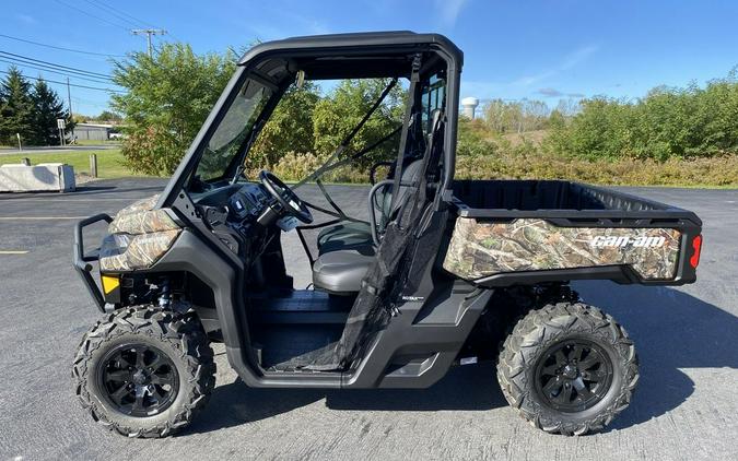 2025 Can-Am® Defender XT HD9