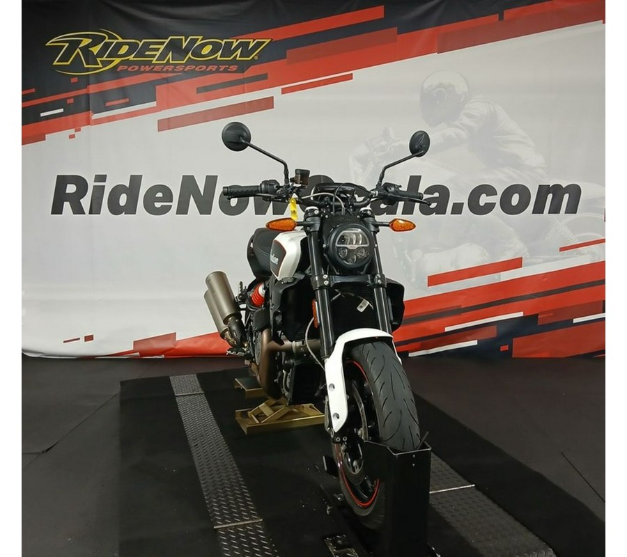 2022 Indian Motorcycle® N22RZS25AF