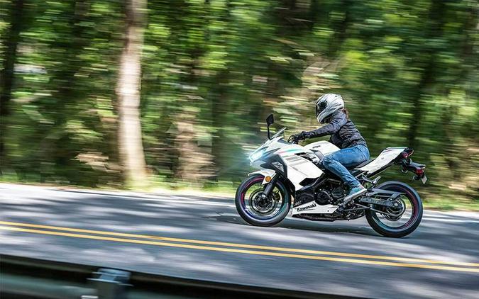 2023 Kawasaki NINJA 400 ABS
