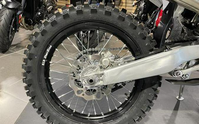 2026 Triumph TF 450-C