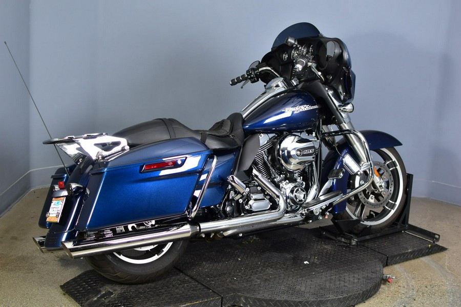 2014 Harley-Davidson Street Glide Big Blue Pearl
