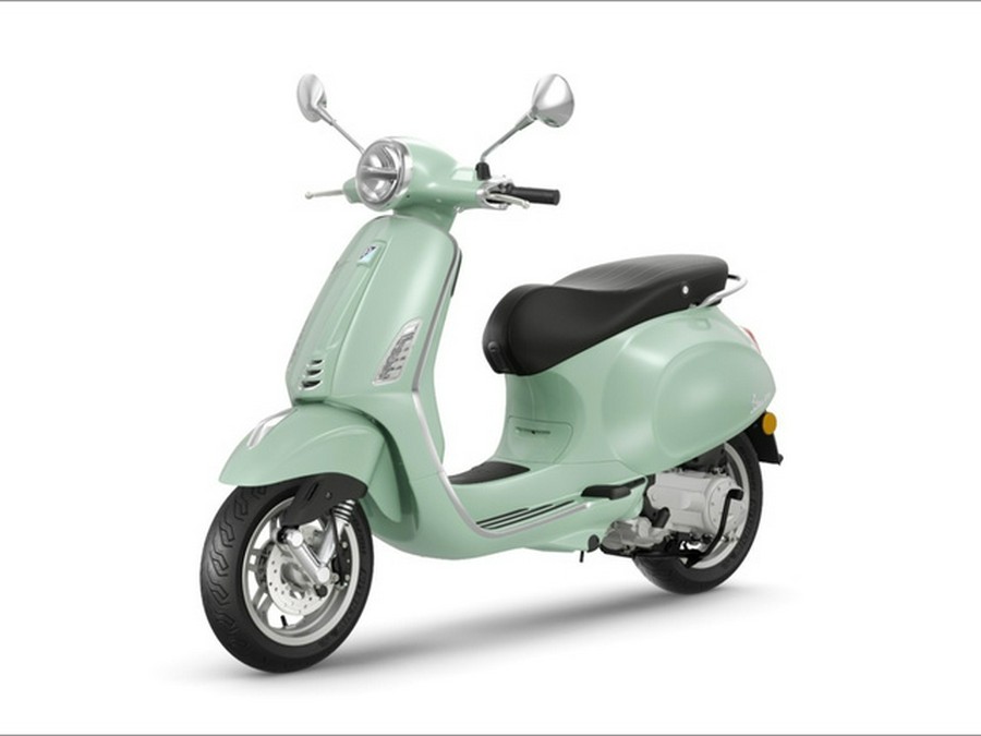 2024 Vespa GTS 300