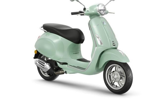 2024 Vespa GTS 300