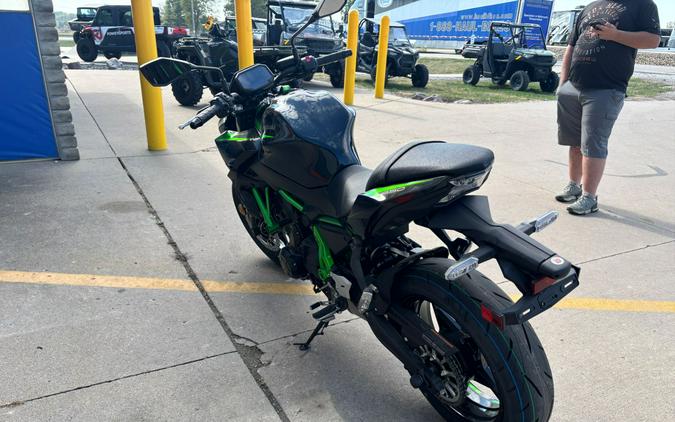 2025 Kawasaki Z650 ABS