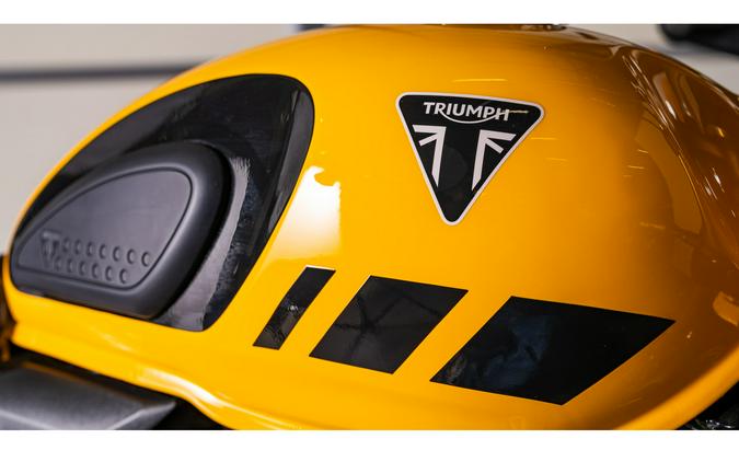 2026 Triumph Scrambler 400 XC