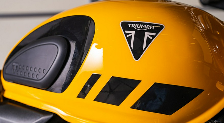 2026 Triumph Scrambler 400 XC