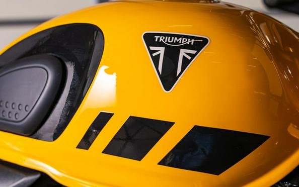 2026 Triumph Scrambler 400 XC