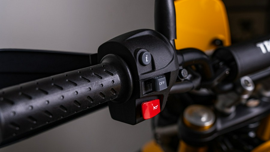 2026 Triumph Scrambler 400 XC