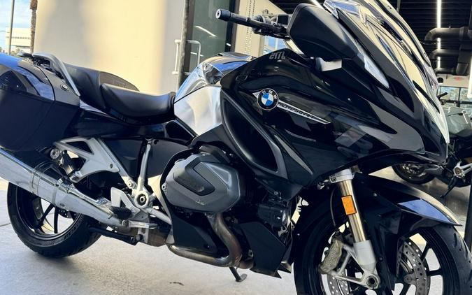 2022 BMW R 1250 RT Triple Black