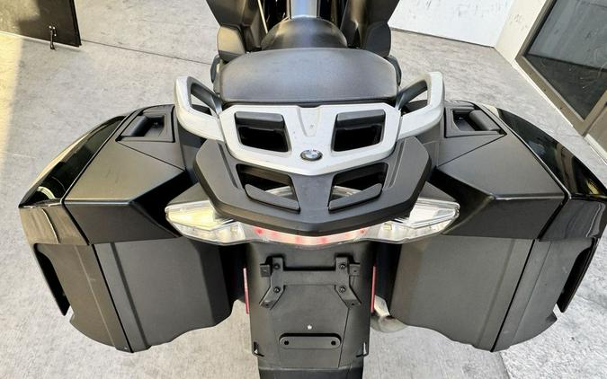 2022 BMW R 1250 RT Triple Black