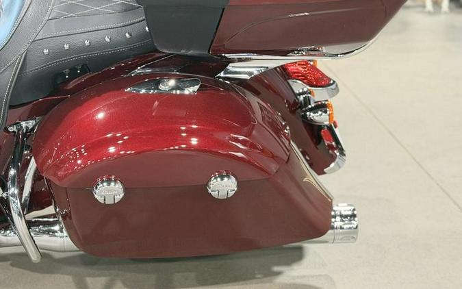 2017 Indian Motorcycle® Roadmaster® Burgundy Metallic