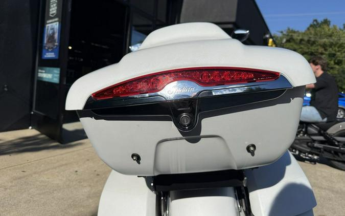 2020 Indian Roadmaster Dark Horse White Smoke
