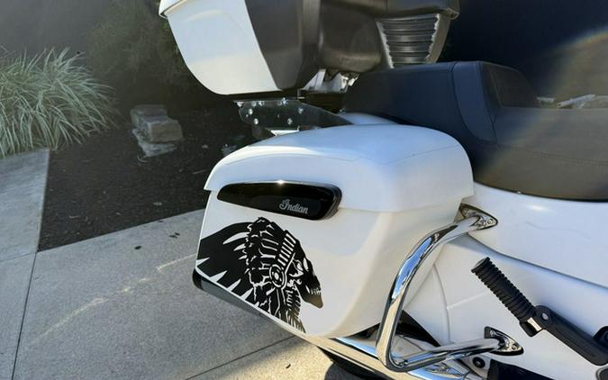 2020 Indian Roadmaster Dark Horse White Smoke