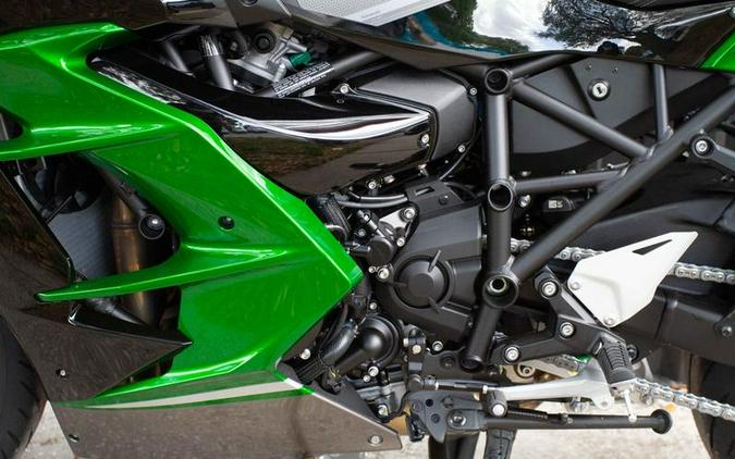 2023 Kawasaki Ninja H2® SX SE