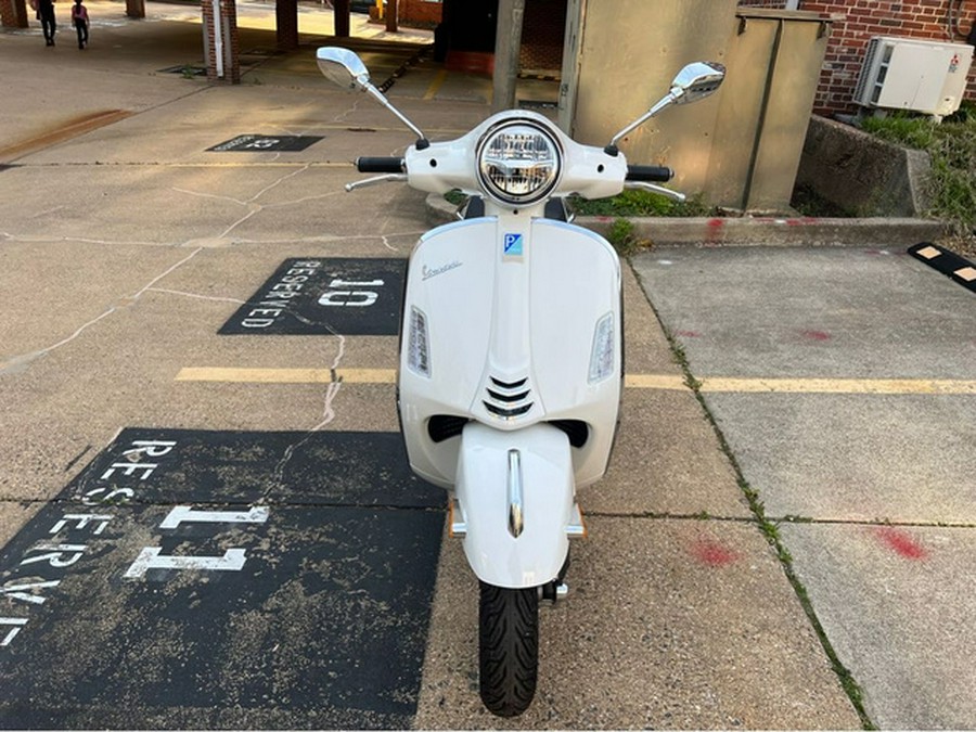2024 Vespa GTS 300 SUPER