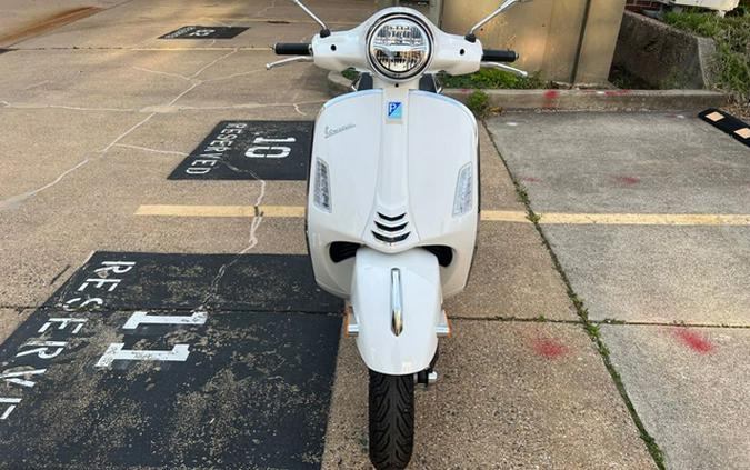 2024 Vespa GTS 300 SUPER