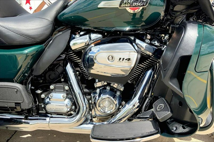 2024 Harley-Davidson® FLHTCUTG - Tri Glide® Ultra