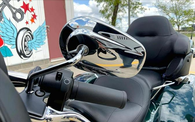 2024 Harley-Davidson® FLHTCUTG - Tri Glide® Ultra