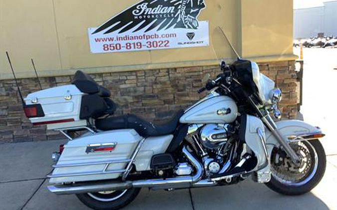 2012 Harley-Davidson FLHTCU ELECTRA GLIDE