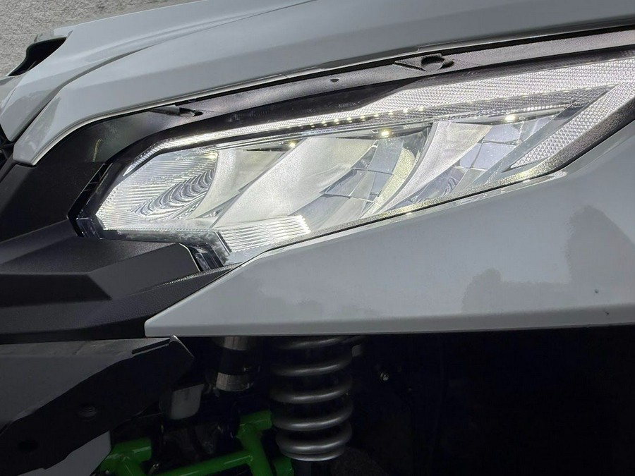 2025 Kawasaki RIDGE XR Deluxe HVAC