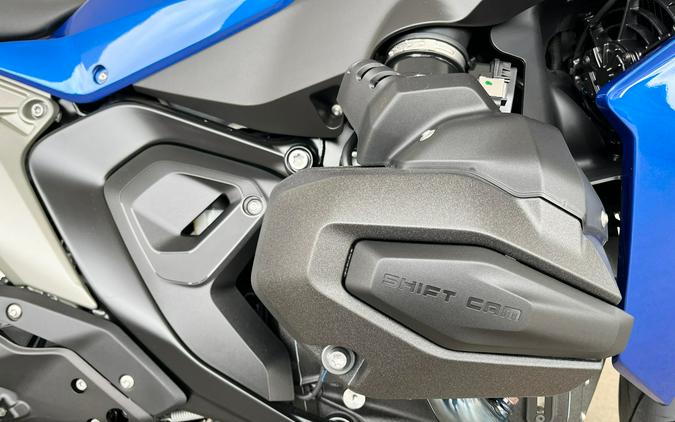 2026 BMW R1300RS