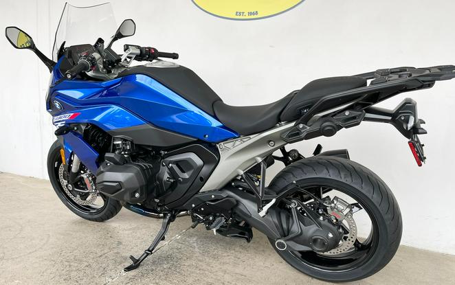 2026 BMW R1300RS